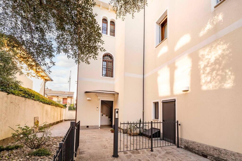 Enjoy Home - Appartamento I Papaveri Padova Kültér fotó
